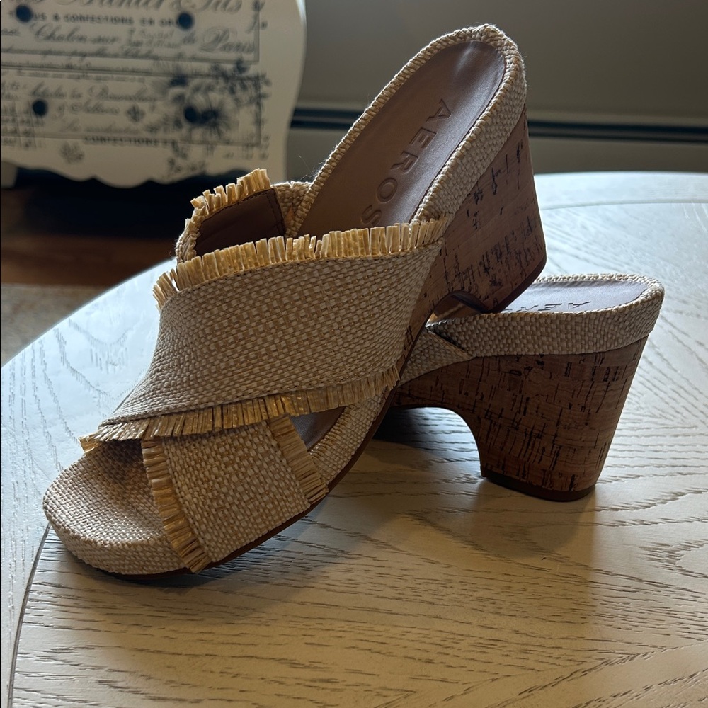 AEROSOLES Beige Textured Mules with Cork Heel. Size 10.  Brand new!!!